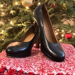 Clarks Professional Heels